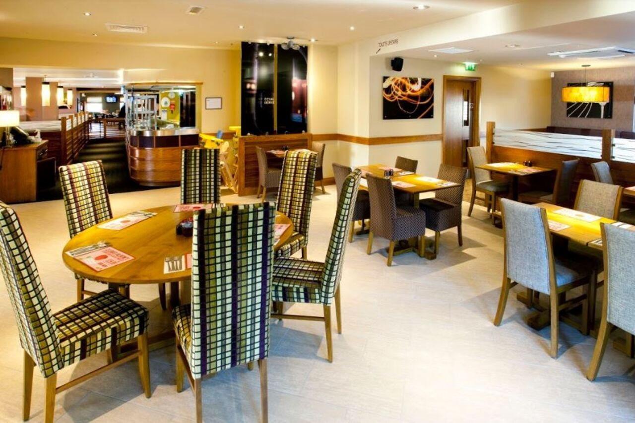 Premier Inn Inverness West Екстер'єр фото
