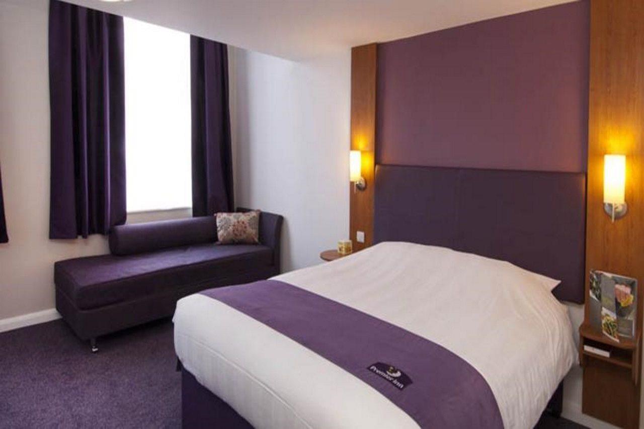 Premier Inn Inverness West Екстер'єр фото